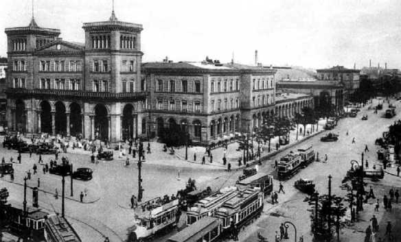The Spreewaldplatz and the Görlitzer Bahnhof (1928)